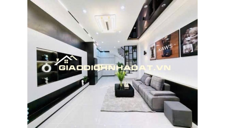 NGÃ TƯ SỞ - TÂY SƠN 40M2 CÓ  9,5 TỶ, NHÀ ĐẸP NỘI THẤT MỚI TOANH, TRUNG TÂM LÕI ĐỐNG ĐA, HÀNG MỚI LÊN NHANH TAY SỞ HỮU